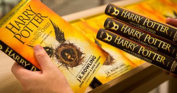 Editora britânica anuncia mais dois livros sobre Harry Potter