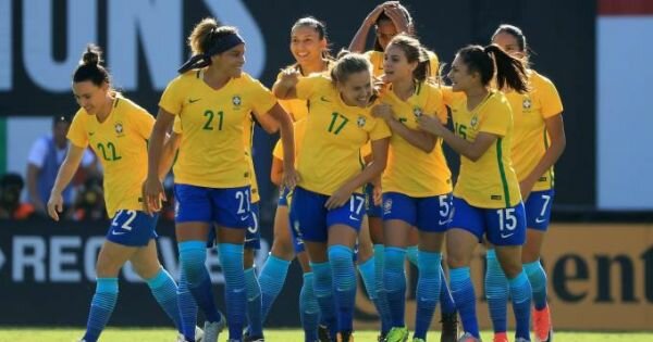 Brasil cai para 8º no ranking de futebol feminino da Fifa; confira a lista